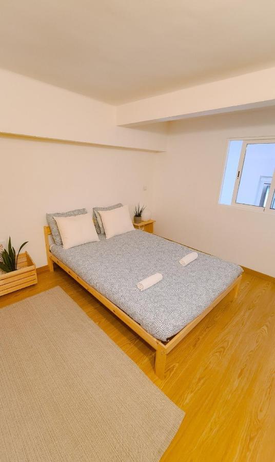 Mezzanine 4 Faro Apartment Luaran gambar