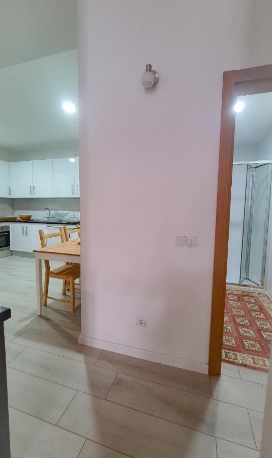 Mezzanine 4 Faro Apartment Luaran gambar