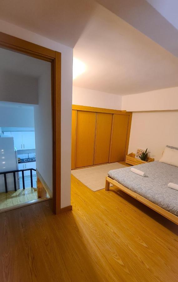 Mezzanine 4 Faro Apartment Luaran gambar