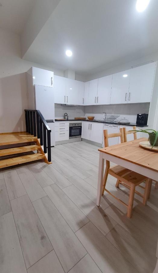 Mezzanine 4 Faro Apartment Luaran gambar